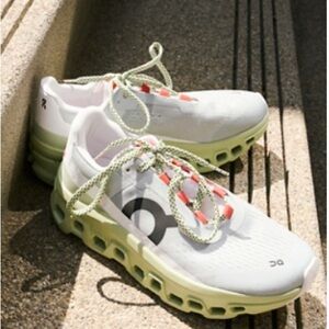 On Cloud Monster Sneakers